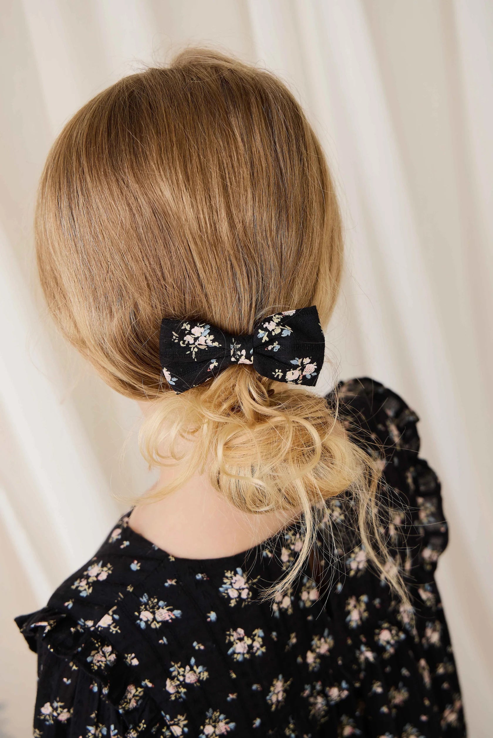 Organic Cotton Desiree Bow - Cassie Caviar