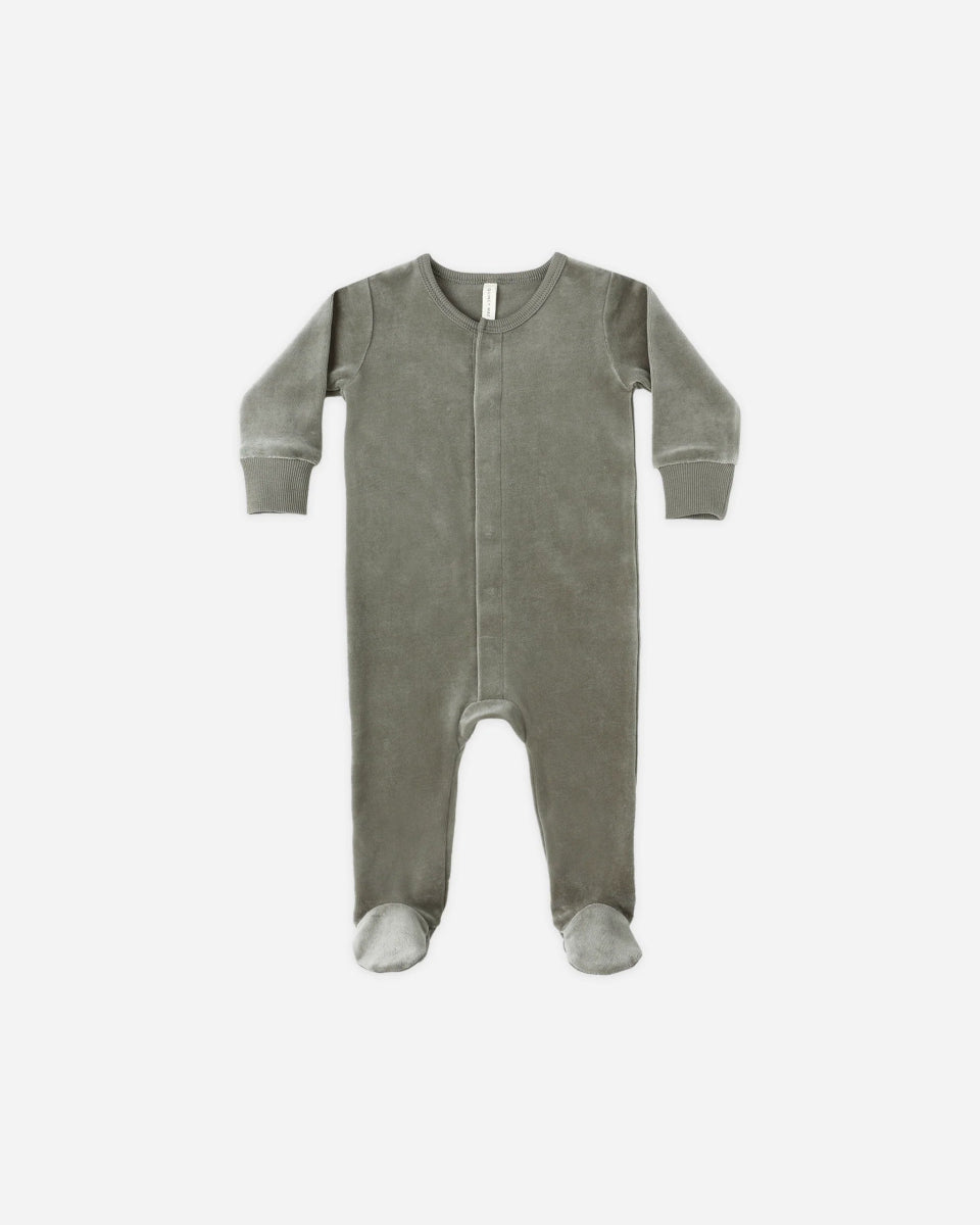 Hidden Snap Footie in Holly Berry and Forest - Quincy Mae Baby & Toddler Clothing sold by Rosebud & Jo