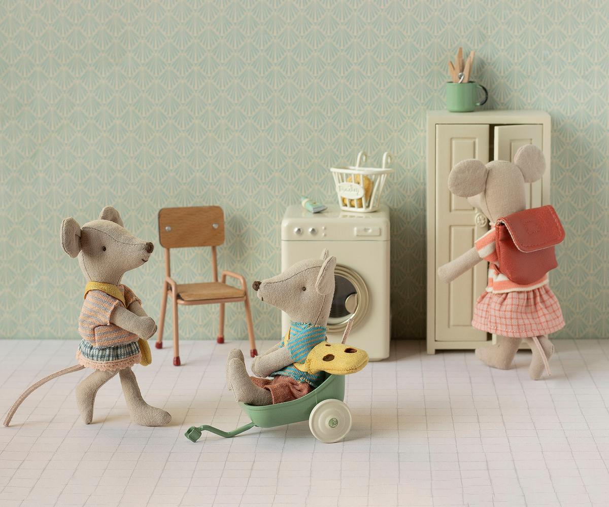 Little sister mouse with bag - Maileg Toys sold by Rosebud & Jo