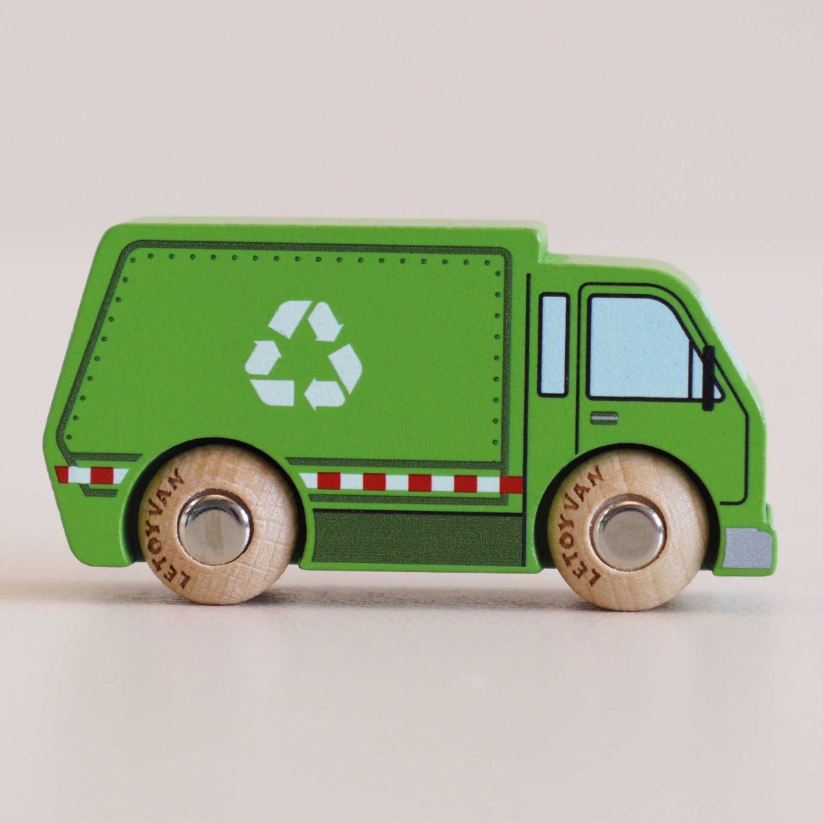 No. 36 GT200 Rudy Recycling Truck - Le Toy Van, Inc. Toys sold by Rosebud & Jo