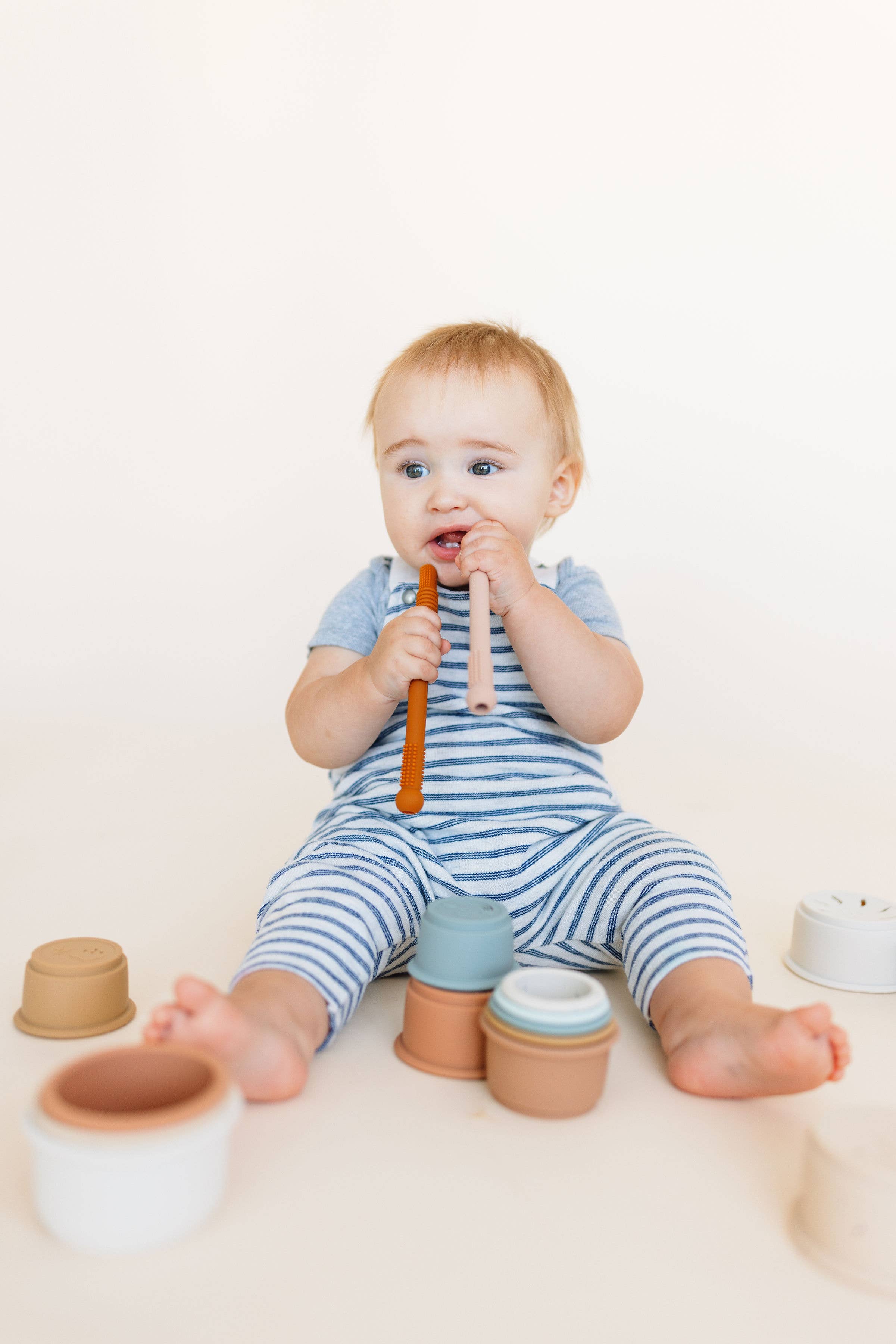 Magic Teething Wand: Grey