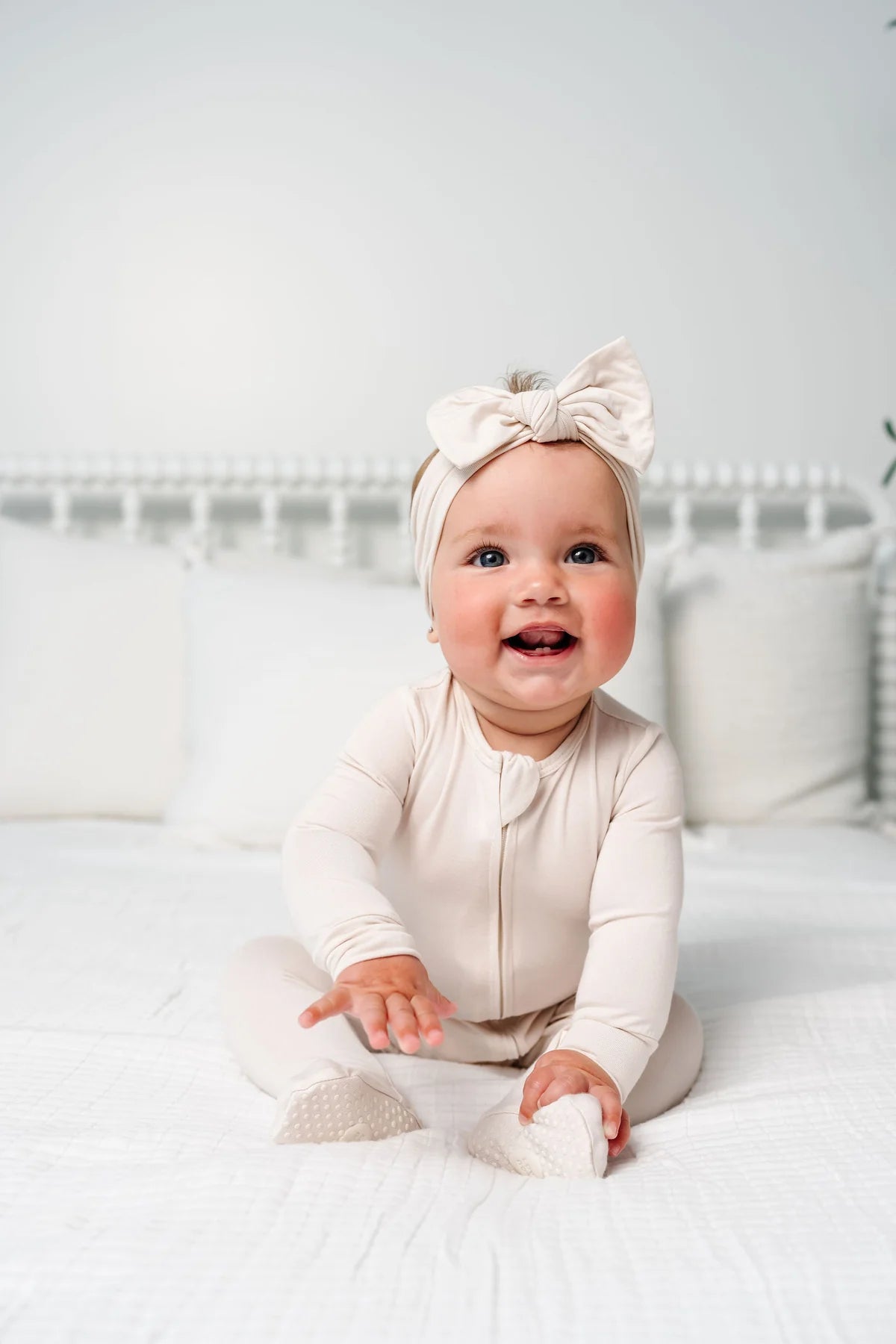 Zipper Footies - Winnie