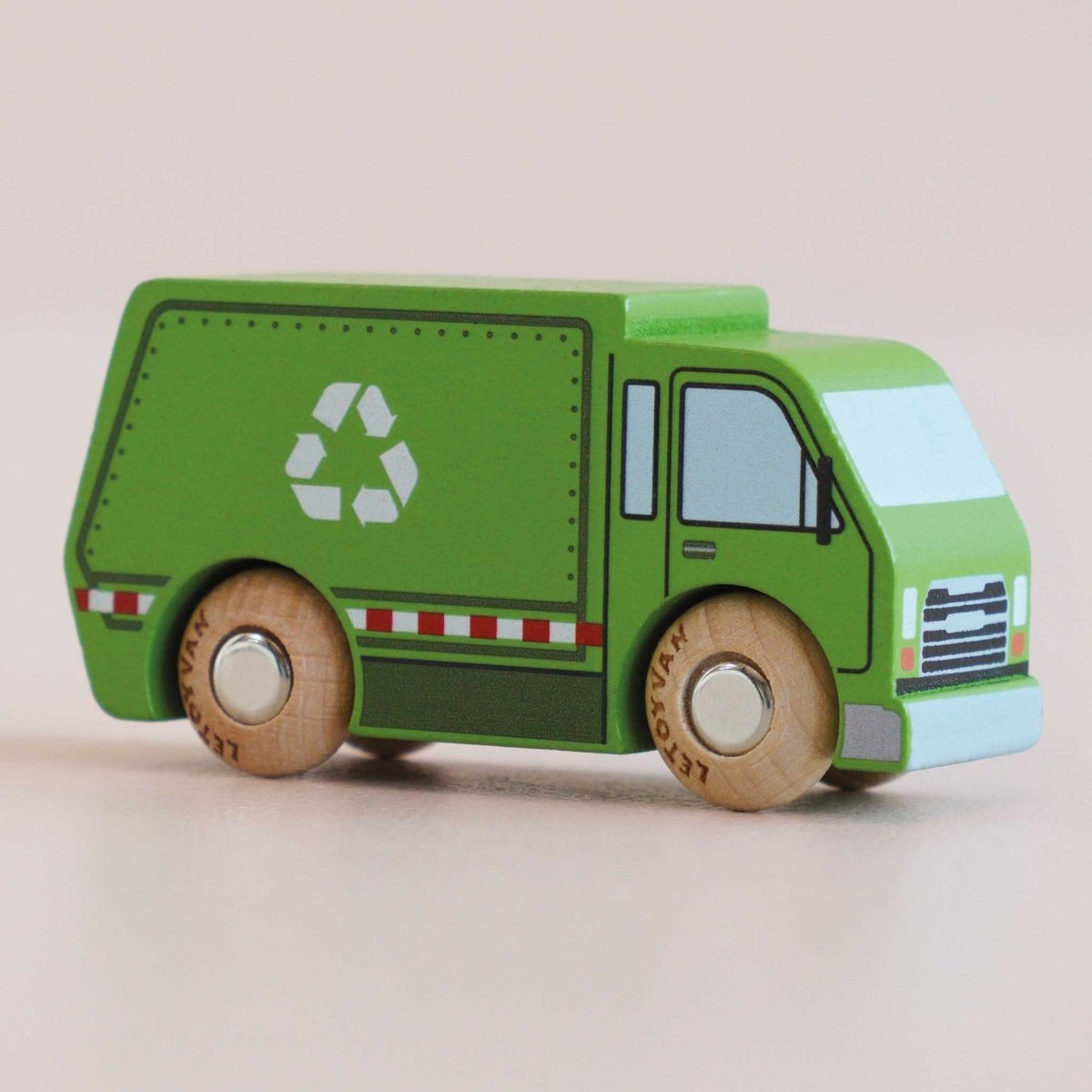 No. 36 GT200 Rudy Recycling Truck - Le Toy Van, Inc. Toys sold by Rosebud & Jo
