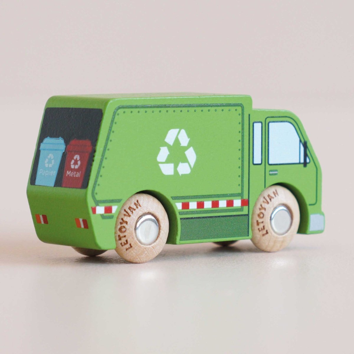 No. 36 GT200 Rudy Recycling Truck - Le Toy Van, Inc. Toys sold by Rosebud & Jo