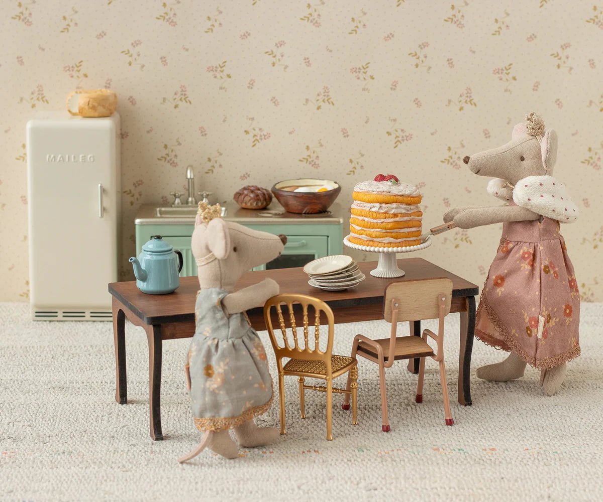 Party cake and cake stand, Mouse - Maileg Toys sold by Rosebud & Jo